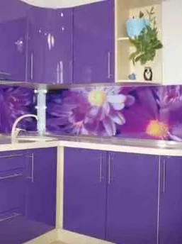 Стеклянный кухонный фартук под заказ