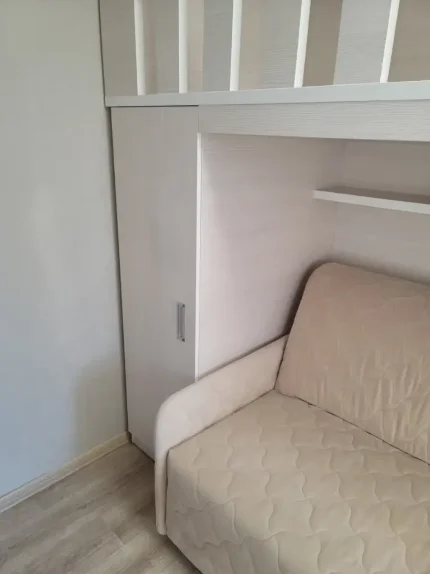 Кровать двухъярусная с диваном на заказ