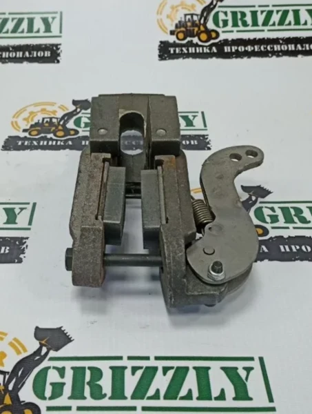 Колодка ручного тормоза (правая) в сборе