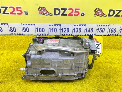 Фото для Инвертор TOYOTA VOXY ZWR80G 2ZRFXE 2014/Цвет 1F7 перед. (б/у)