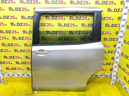 Фото для Дверь боковая TOYOTA VOXY/NOAH/ESQUIRE ZRR80G/ZRR80W/ZRR80/ZRR85G/ZRR85W/ZRR85/ZWR80/ZWR80G/ZWR80W 2ZRFXE 2014/Цвет 1F7 (б/у)