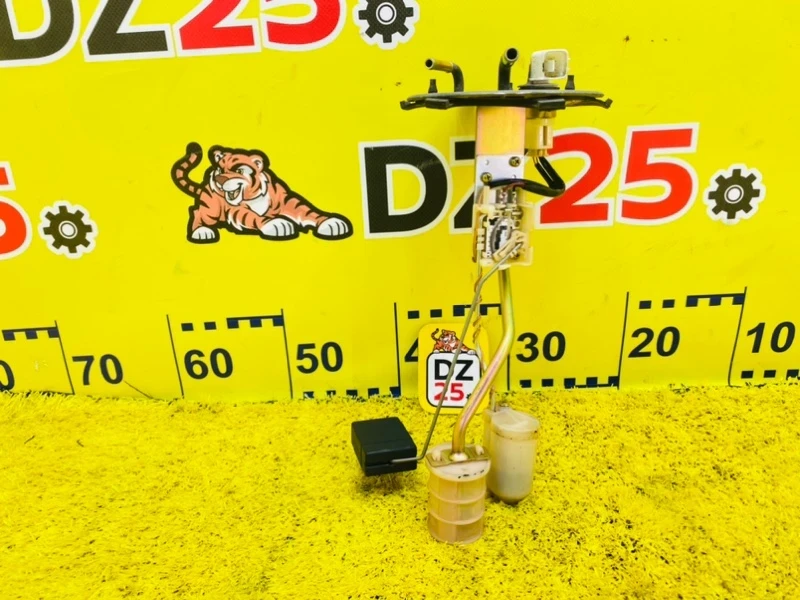 Фото для Датчик уровня топлива MITSUBISHI PAJERO IO H76W 4G93T 2003/A19C задн. (б/у)