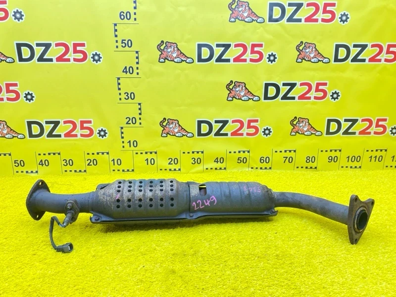 Фото для Катализатор TOYOTA LAND CRUISER UZJ100W 2UZFE 2001/Цвет 057 перед. (б/у)