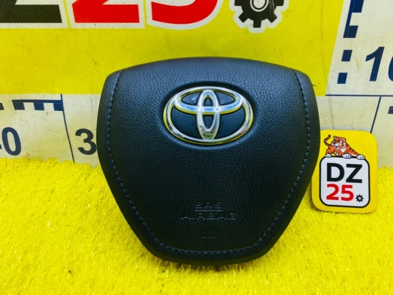 Фото для Подушка безопасности водителя TOYOTA ISIS ZGM15W 2ZRFAE 2013/Цвет 070 перед. (б/у)