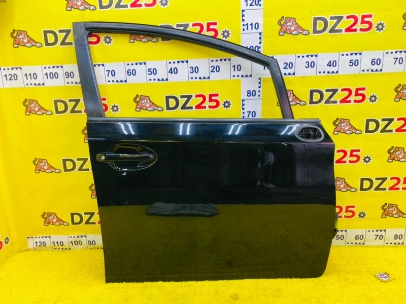 Фото для Дверь боковая TOYOTA WISH ZGE20W 2ZRFAE 2012/Цвет 202 перед. прав. (б/у)