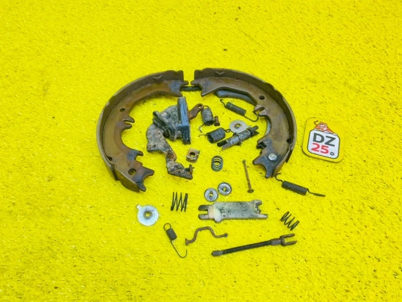Фото для Механизм стояночного тормоза TOYOTA LAND CRUISER FZJ80G 1FZFE 1993/ Цвет 26P задн. лев. (б/у)