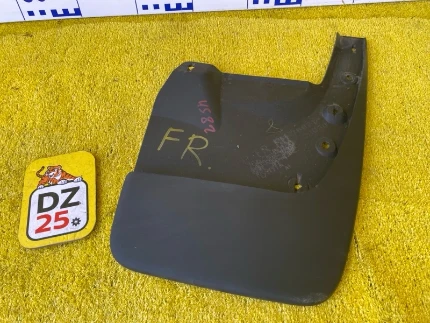 Фото для Брызговик TOYOTA LAND CRUISER PRADO (б/у)