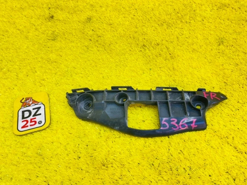 Фото для Крепление бампера TOYOTA WISH ZGE20W 2ZRFAE 2012/Цвет 202 перед. прав. (б/у)