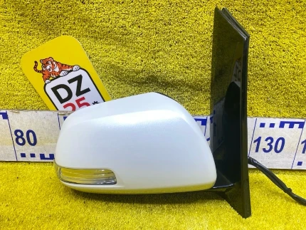 Фото для Уши TOYOTA ALPHARD/VELLFIRE GGH25/GGH20W/GGH20/ANH20W/ANH20/ANH25W/ANH25/ATH20W/ATH20 2GRFE 2010/Цвет 070 перед. прав. (б/у)