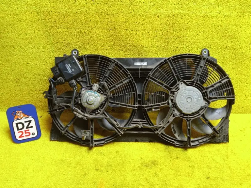 Вентилятор охлаждения радиатора Nissan Leaf AZE0/ZE1 EM57 2012 перед.