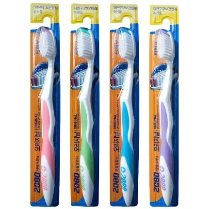 Фото для Зубная щетка средней жесткости Dental Clinic 2080 Original Toothbrush, KERASYS