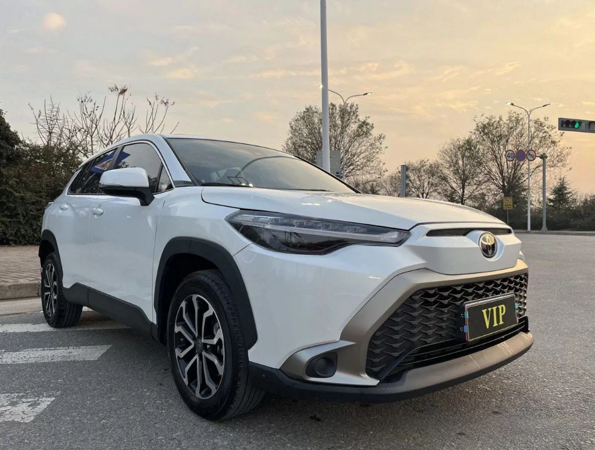 TOYOTA FRONTLANDER 2022 год