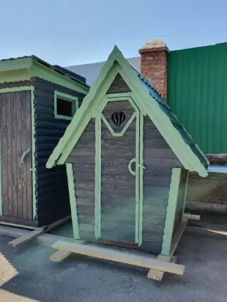 Уличный деревянный туалет для дачи собственное производство, под заказ